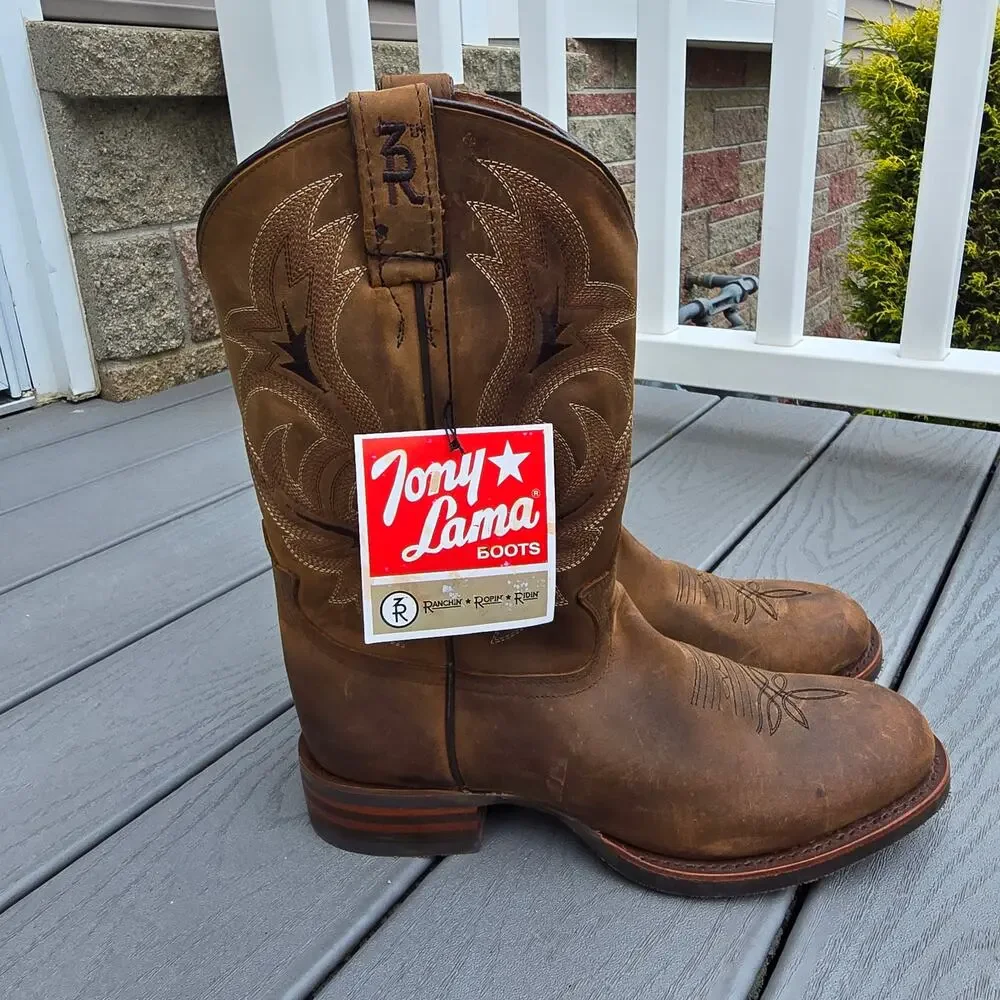 NWT, Tony Lama Men's 3R Junction 11 in waterproof steel toework boot, Size 9.5